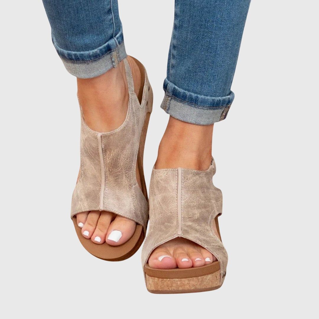 Saskia | Women's Open-Toe Wedge Sandal – Weekend Errands